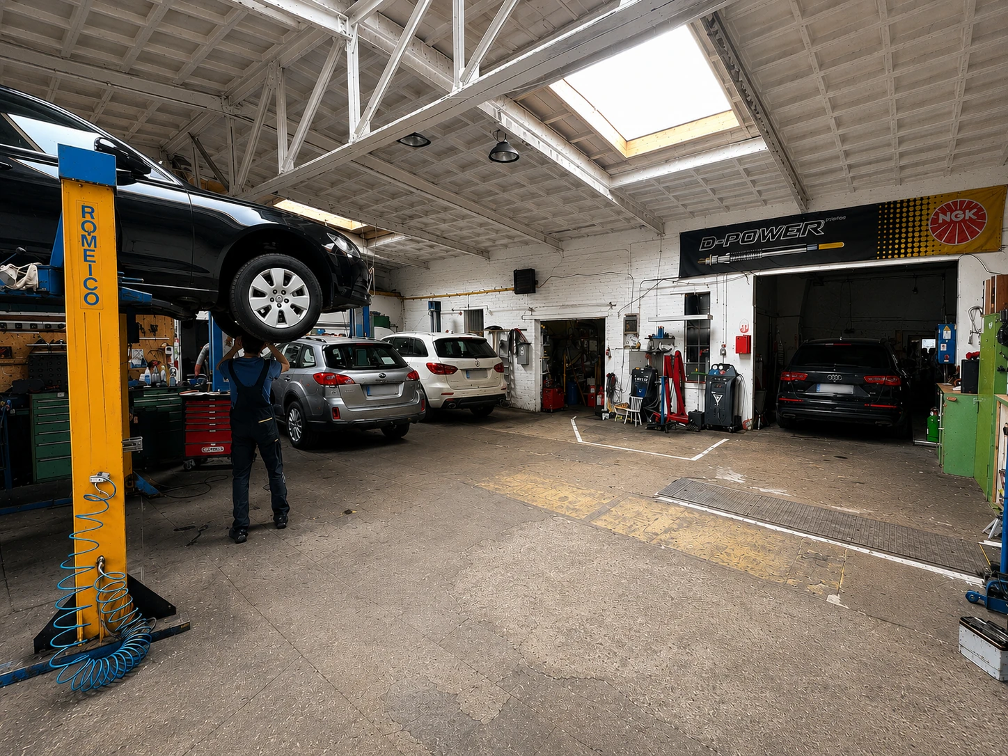 Kfz-Arbeiten in der DENKO Werkstatt in Hemmingen bei Hannover